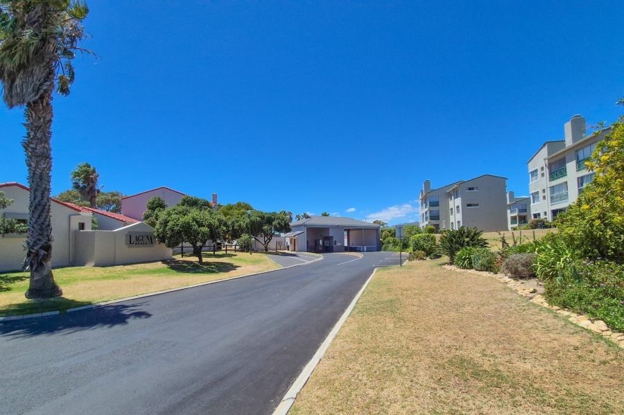 3 Bedroom Property for Sale in Greenways Golf Estate Western Cape